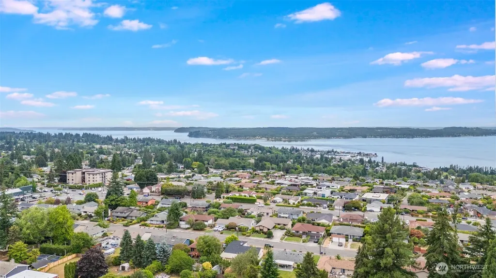 1633 S Geiger Tacoma WA 98465