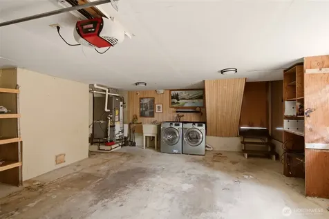 1633 S Geiger Tacoma WA 98465