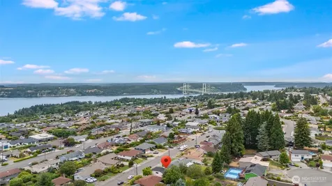 1633 S Geiger Tacoma WA 98465