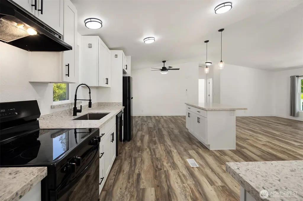 7725 Delvan Hill Road Sedro Woolley WA 98284