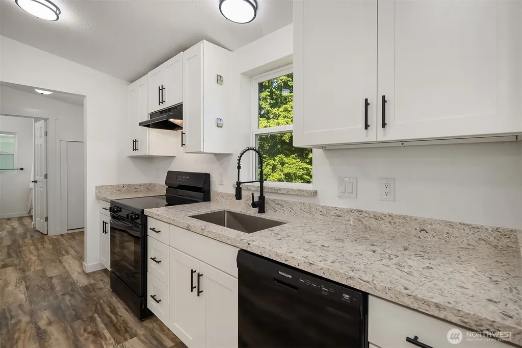 7725 Delvan Hill Road Sedro Woolley WA 98284