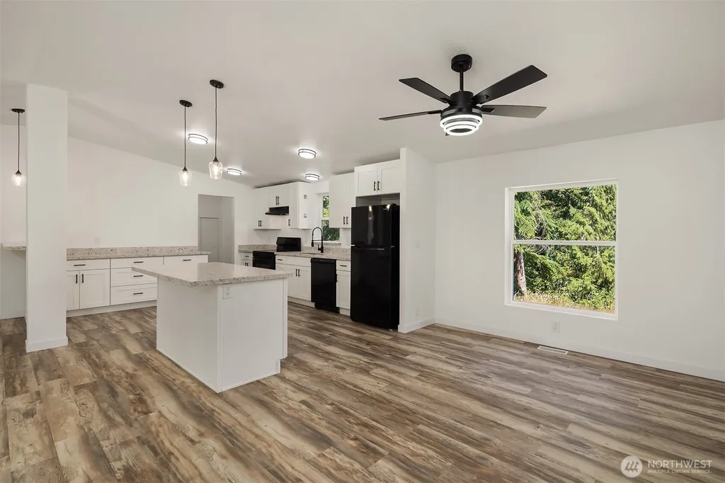 7725 Delvan Hill Road Sedro Woolley WA 98284