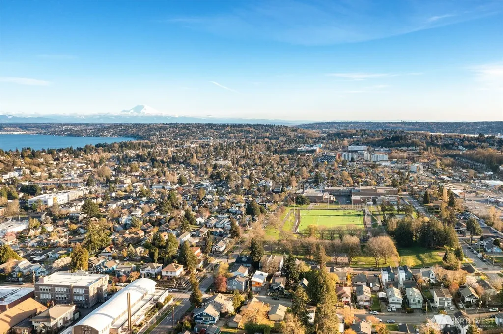 3916 S Juneau Street Seattle WA 98118