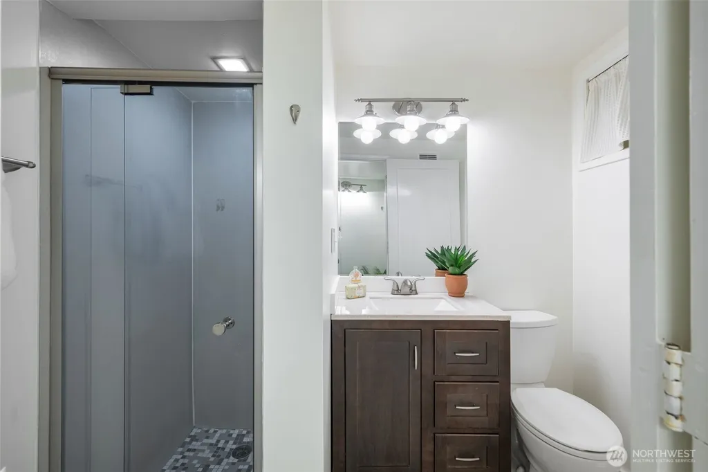 3741 SW 106th Street Seattle WA 98146
