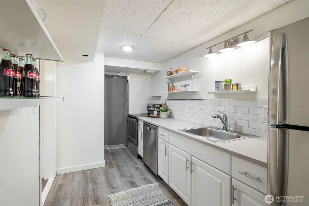 3741 SW 106th Street Seattle WA 98146