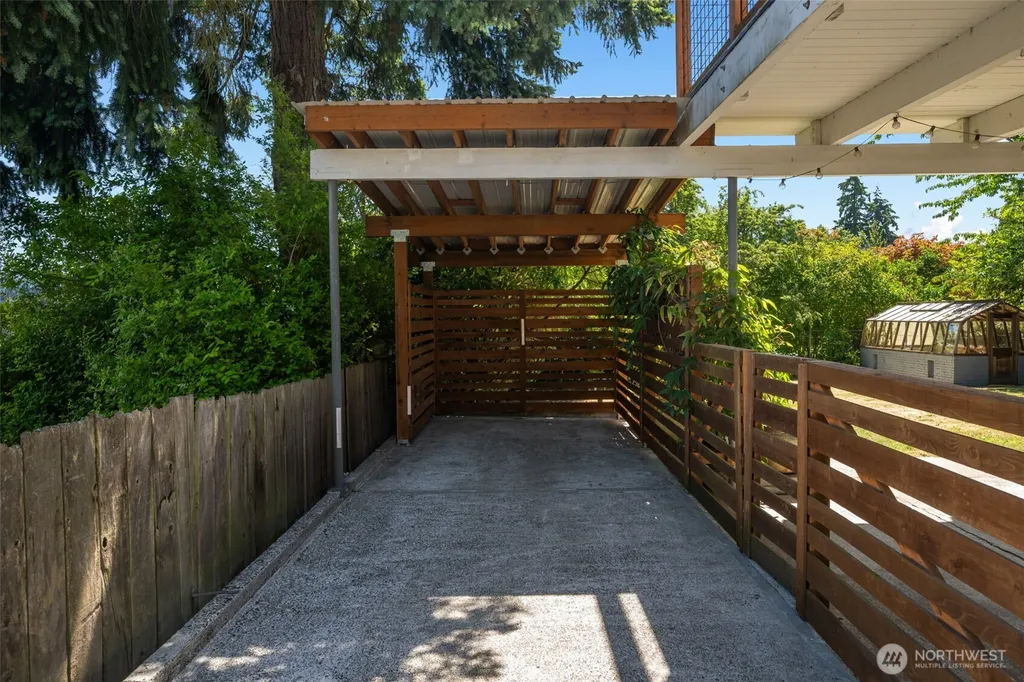 3741 SW 106th Street Seattle WA 98146