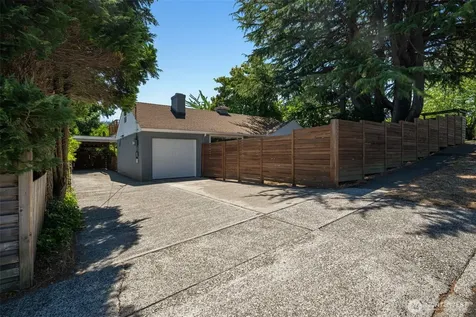 3741 SW 106th Street Seattle WA 98146