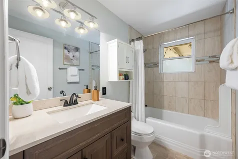 3741 SW 106th Street Seattle WA 98146
