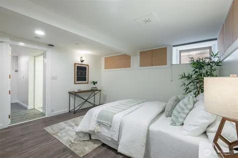 3741 SW 106th Street Seattle WA 98146