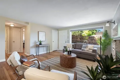 3741 SW 106th Street Seattle WA 98146