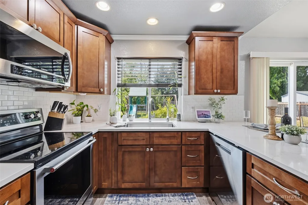 29428 85th Avenue Ct S Roy WA 98580