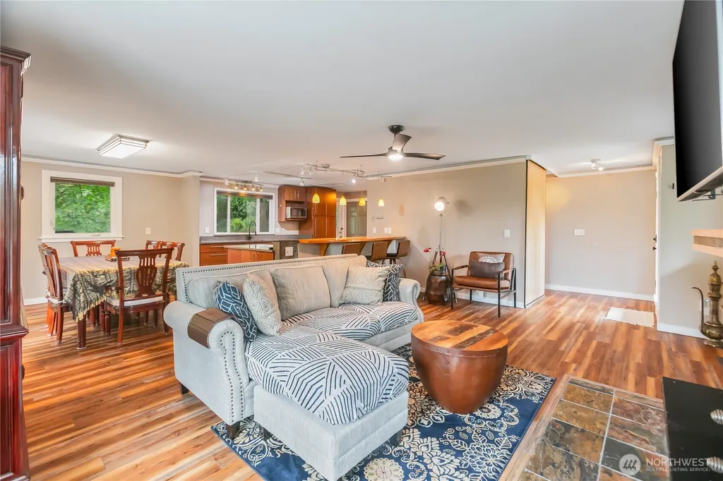 3202 19th Street Bremerton WA 98312