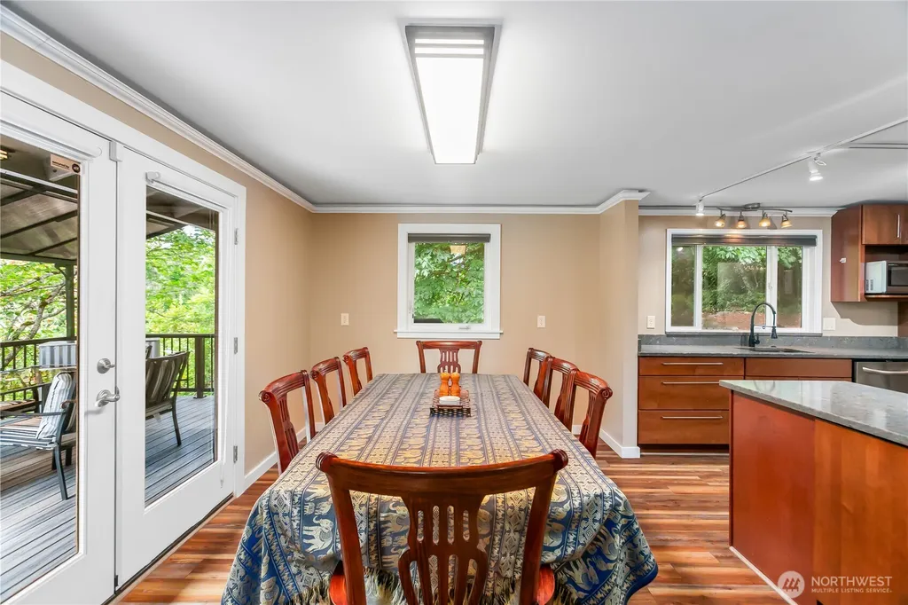 3202 19th Street Bremerton WA 98312