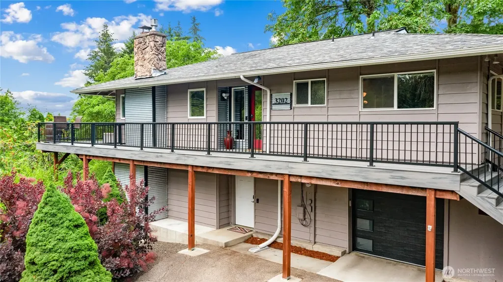 3202 19th Street Bremerton WA 98312