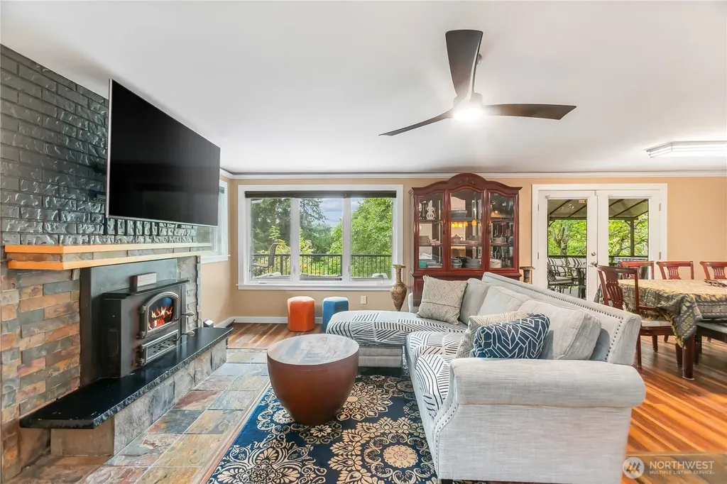 3202 19th Street Bremerton WA 98312