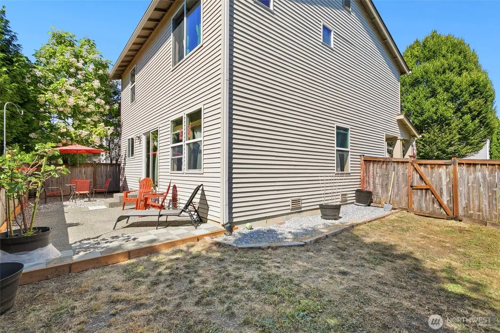 943 Candlestick Lane SW Olympia WA 98512
