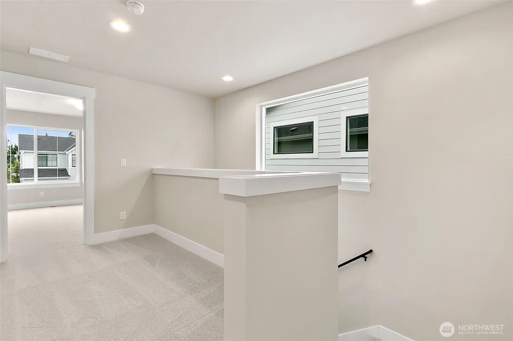 14223 SE 284th Place Kent WA 98042