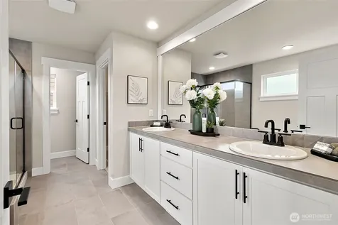 14223 SE 284th Place Kent WA 98042