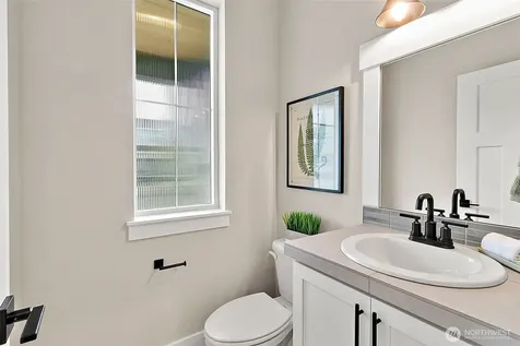 14223 SE 284th Place Kent WA 98042