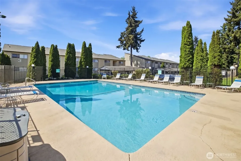 31003 14th Ave S Federal Way WA 98003