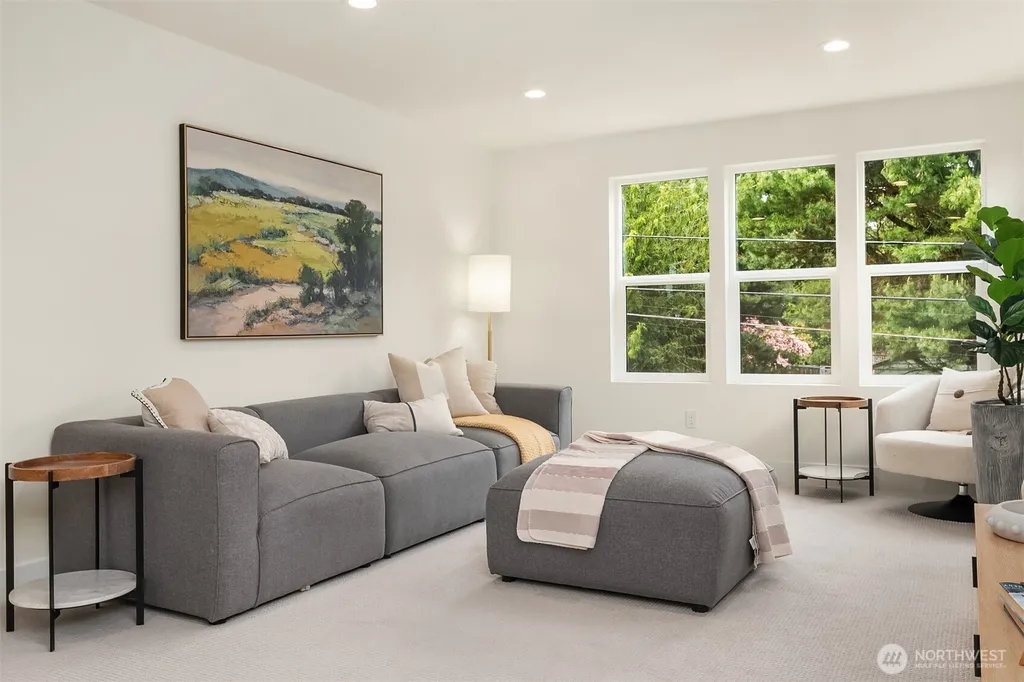 215 NE 123rd Street Seattle WA 98125