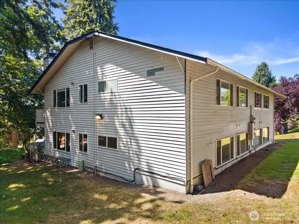 12729 NE 144th Street Kirkland WA 98034