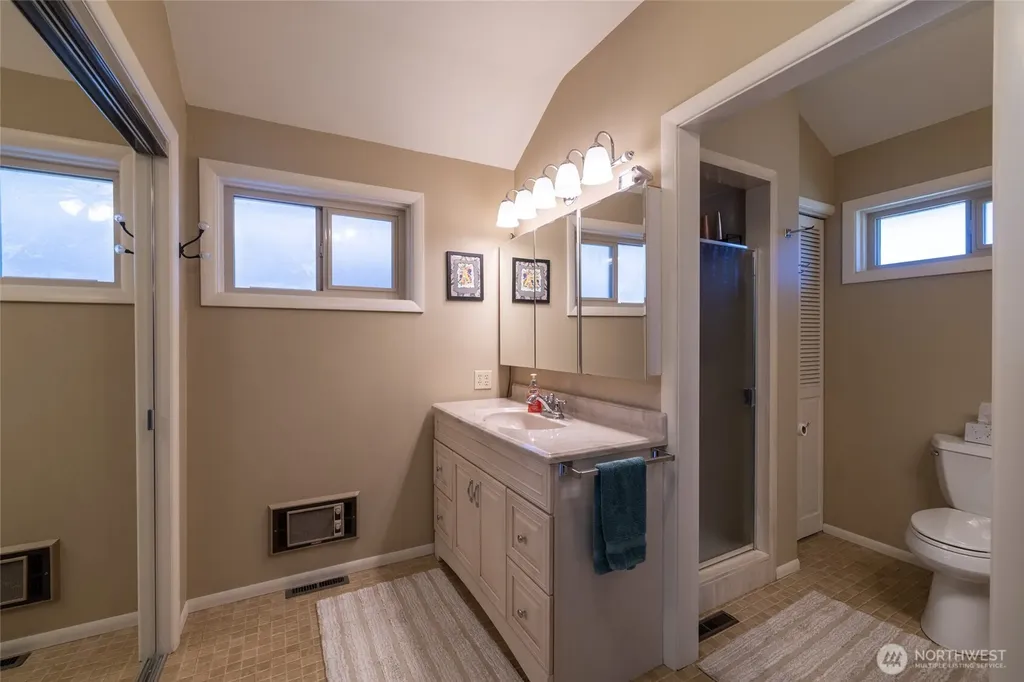 727 K Street Centralia WA 98531