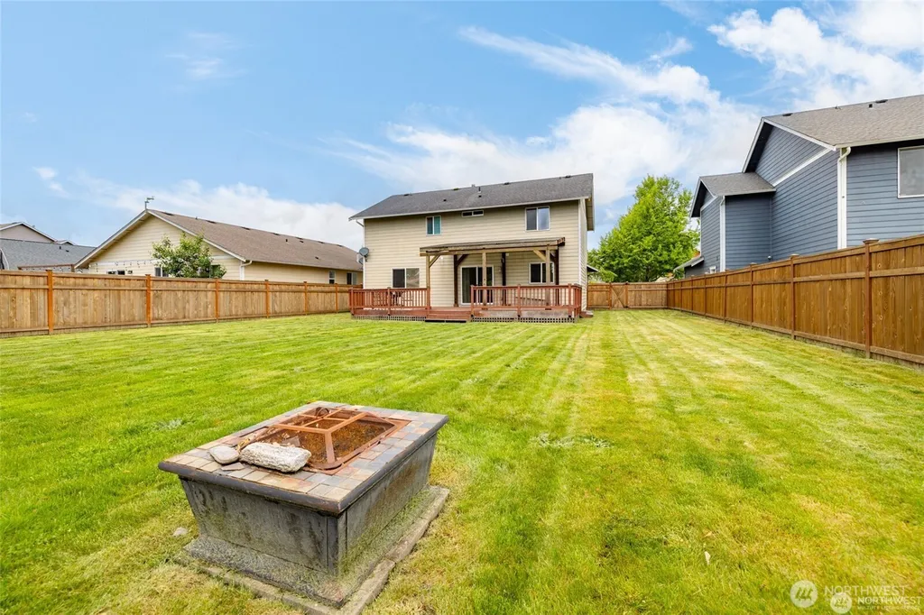 1136 Homestead Drive Burlington WA 98233