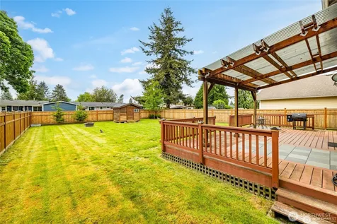1136 Homestead Drive Burlington WA 98233