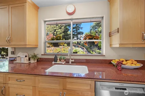 2360 NE 90th Street Seattle WA 98115