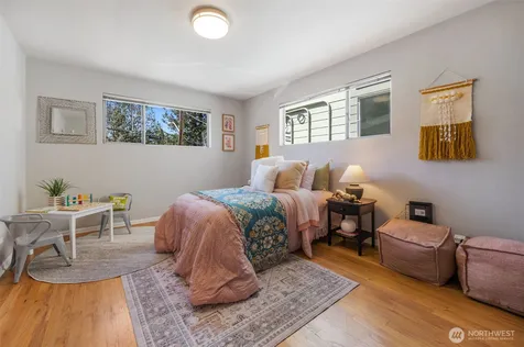 2360 NE 90th Street Seattle WA 98115