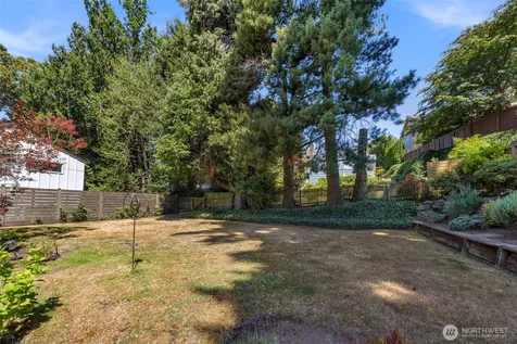 2360 NE 90th Street Seattle WA 98115