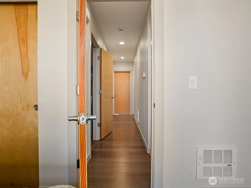 6911 California Avenue SW Seattle WA 98136