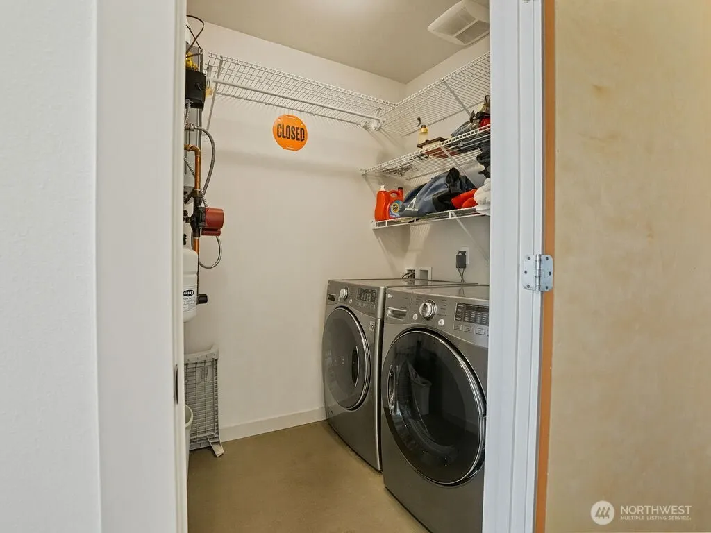 6911 California Avenue SW Seattle WA 98136