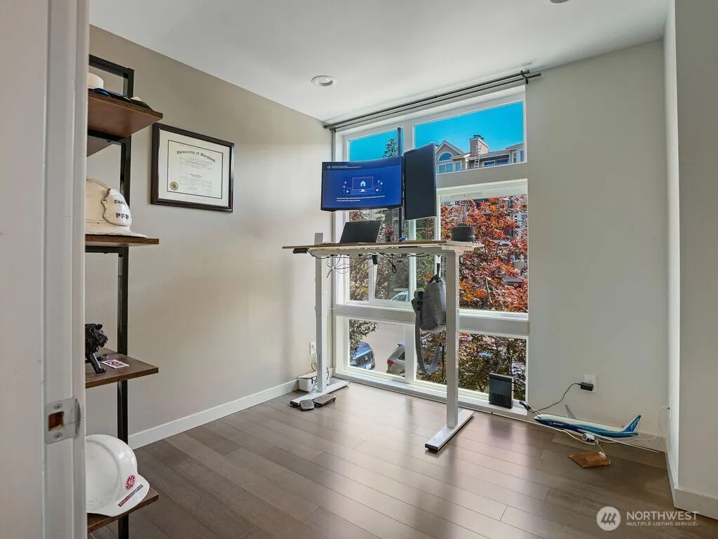 6911 California Avenue SW Seattle WA 98136