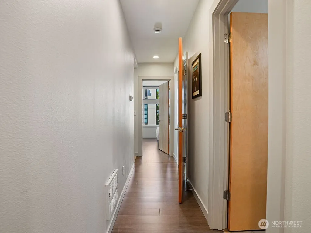 6911 California Avenue SW Seattle WA 98136