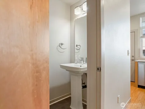 6911 California Avenue SW Seattle WA 98136