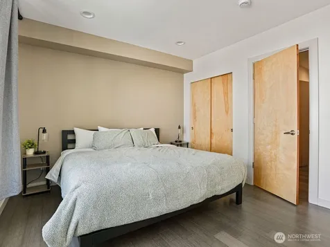 6911 California Avenue SW Seattle WA 98136