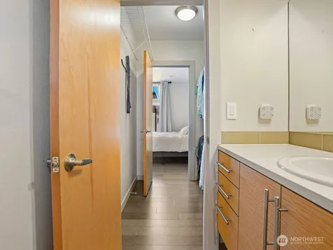 6911 California Avenue SW Seattle WA 98136
