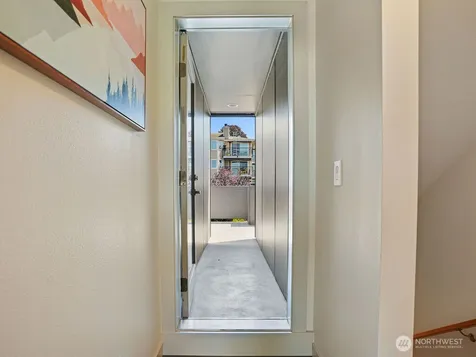 6911 California Avenue SW Seattle WA 98136