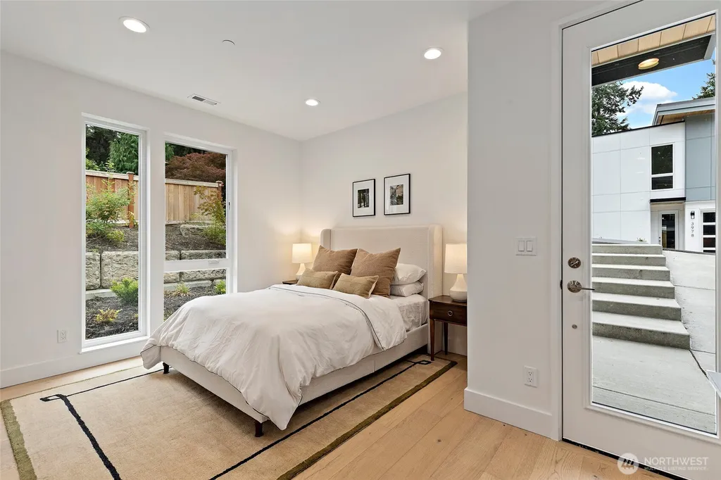 3983 162nd Place NW Bellevue WA 98006