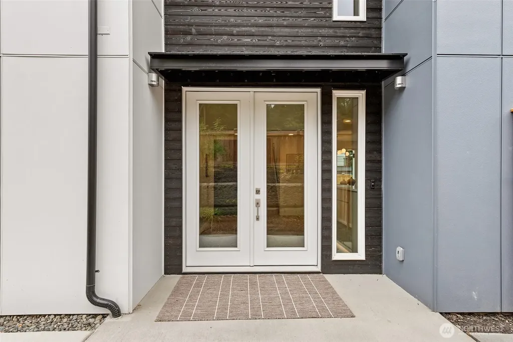 3983 162nd Place NW Bellevue WA 98006