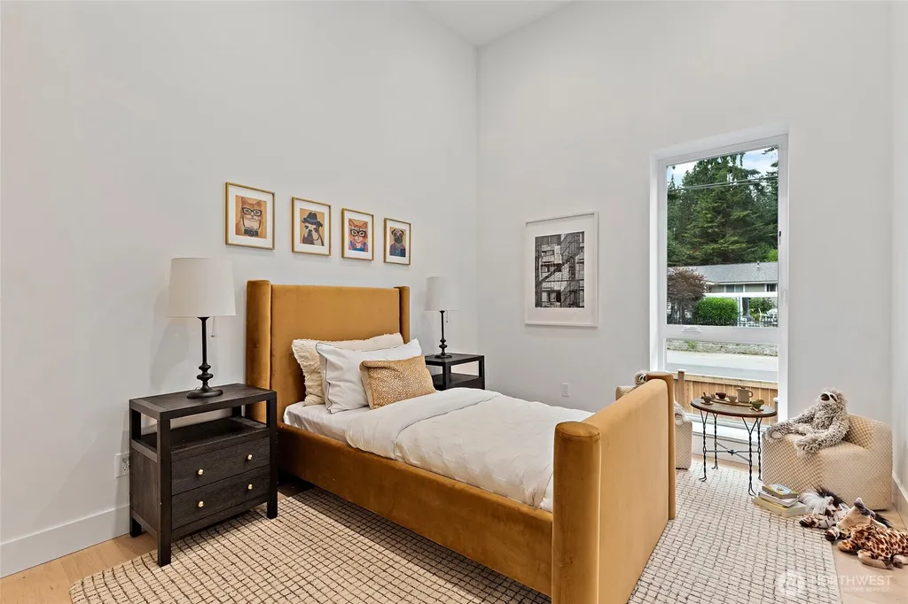 3983 162nd Place NW Bellevue WA 98006