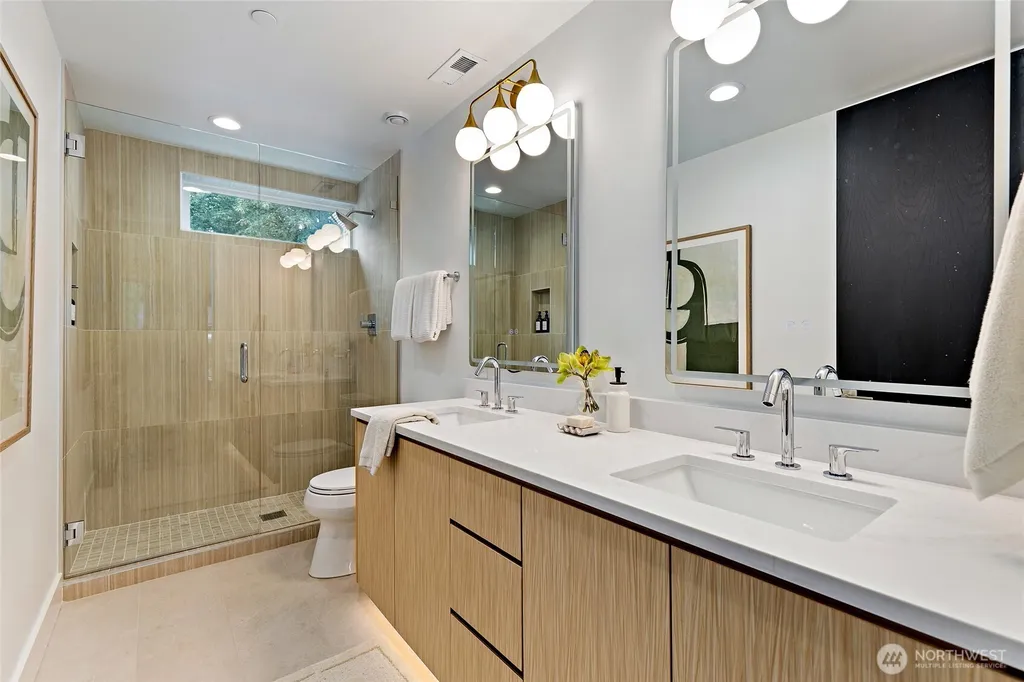 3983 162nd Place NW Bellevue WA 98006