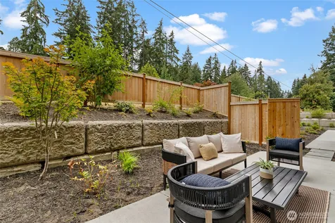 3983 162nd Place NW Bellevue WA 98006