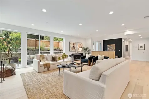 3983 162nd Place NW Bellevue WA 98006