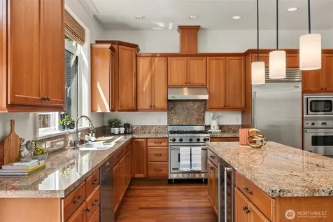 4717 NE 50th Street Seattle WA 98105