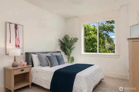 4717 NE 50th Street Seattle WA 98105