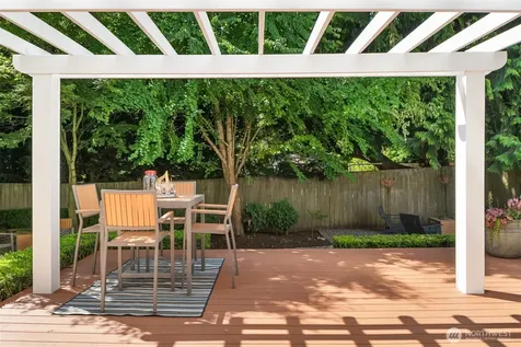 4717 NE 50th Street Seattle WA 98105