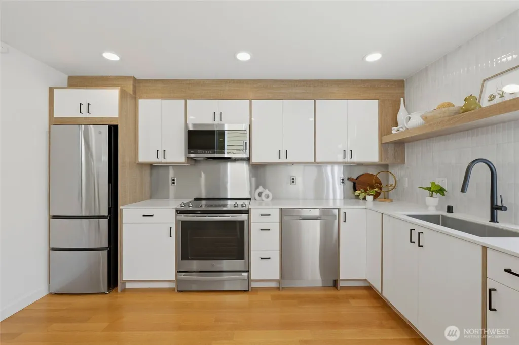 3645 22nd Avenue W Seattle WA 98199
